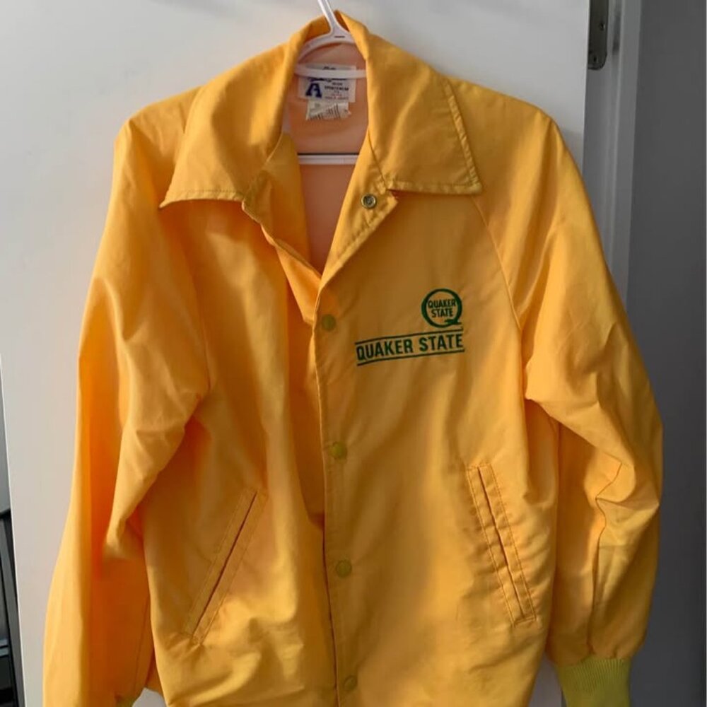 Vintage Quaker state wind breaker  (Made in Canada)
